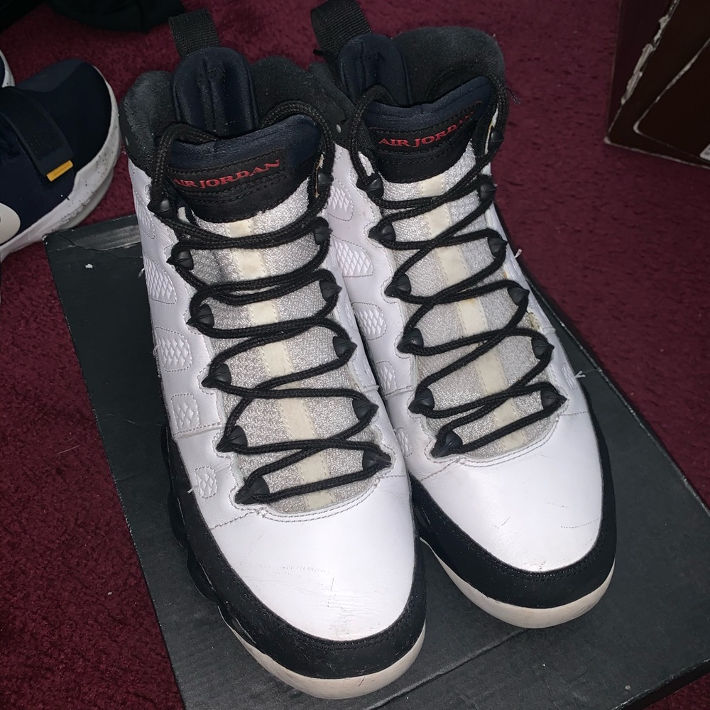 Jordan Retro 9